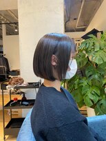 アヤメ 巣鴨店(ayame)&nbsp;(ayame巣鴨)ミディアム_艶髪_前髪あり_首元スッキリ_ワンレン__