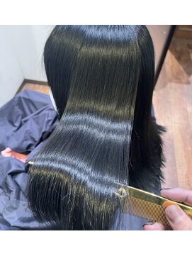 トラック(track) 髪質改善ストレート