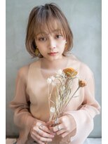 ケアリー 成増(Carelly)&nbsp;☆外ハネボブアッシュブラウンネオウルフツイストパーマ