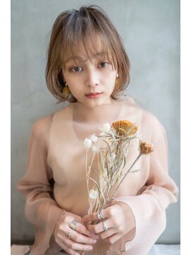 ケアリー 成増(Carelly) ☆外ハネボブアッシュブラウンネオウルフツイストパーマ