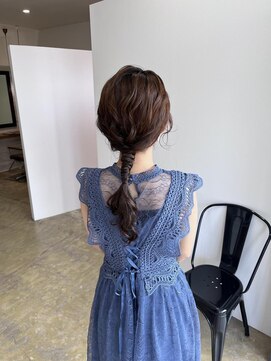 ニド(2do) タイト×ルーズローポニーアレンジ