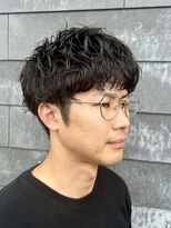 ヒュイル バイ ニアウ(Hwyl by Niau) ニュアンスパーマメンズカットパーマショートマッシュ刈り上げ