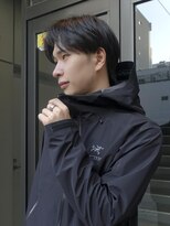 ポール(pole)&nbsp;メンズナチュラルセンターパートマッシュ