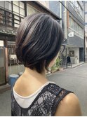 ショートボブ