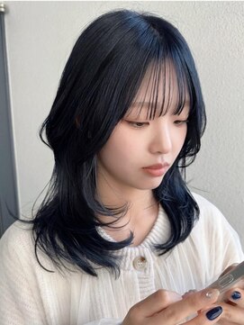 クラルス バイ アルティナ 溝の口店(Clarus by artina) ミディアムレイヤーカット/シャギーカット/ブルーブラック