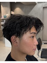 エムクール(M,cooL)&nbsp;毛流れツイストスパイラルパーマ刈り上げ