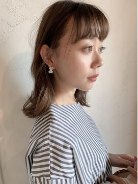 ノイ(noi) シナモンカーキミディアムスタイル