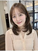 柔らかく動くレイヤー×透明感ベージュカラー