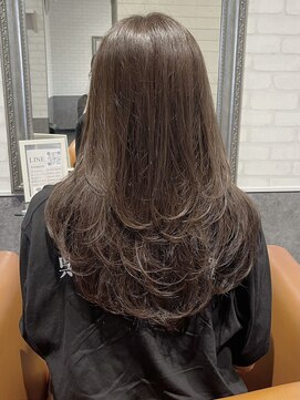 ルノン フィージュ(LUNON fieju) 黒髪クラゲヘアーオリーブグレー小顔ココアベージュ