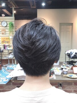 アトリエ ナルー(atelier NALU) 凛とした大人のショートヘア