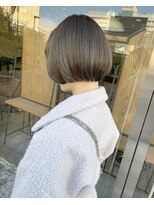 エレン(E L E N)&nbsp;ミニボブ　×  極細ハイライトグレージュ