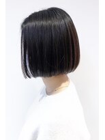 ビアンコ(BlANCO)&nbsp;【BLANCO北堀江】ナチュラルな前下がりボブ