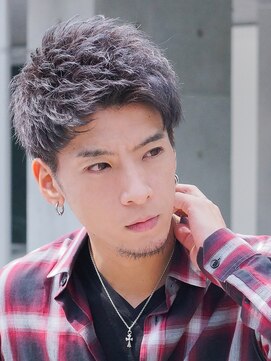 アクロス 原宿(AKROS) 大人ショート　アップバング