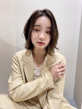 ループス(Roops) おしゃれ感アップ!外ハネボブ 大人のヘルシースタイル♪