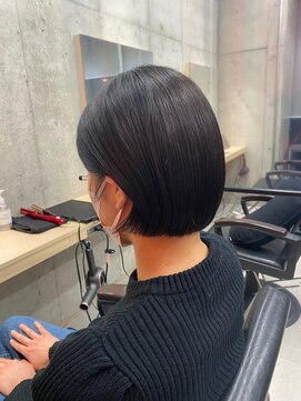 ソロ(soLo) ワンレンミニボブ