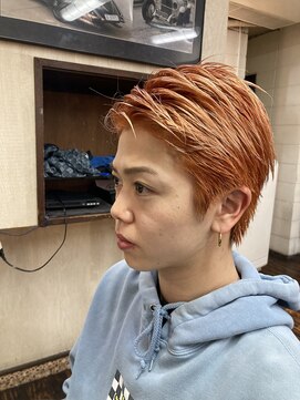 コダマ 大泉学園店(KODAMA) イケイケスパイキーショート、ブリーチ、Wカラー、オレンジ