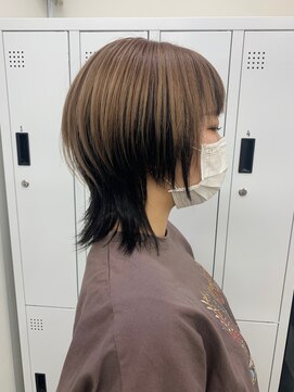 エーケイ(AK) ウルフ×デザインカラー