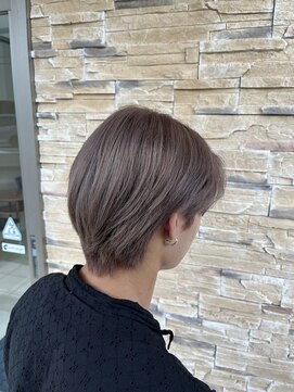 ヨンセンチメートル 横川店(4cm) グレージュ