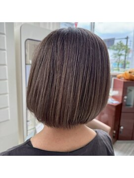 J-シュール 白髪ぼかしカラー/グレージュ/ワンレンボブ