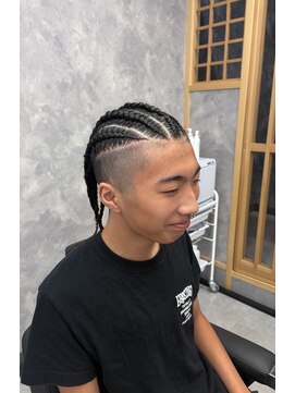 段 コーンロウ!