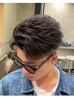 イーラ アメ村店(era)&nbsp;フェザーショートパーマ/メンズ/刈り上げ/眉毛/ツイスト