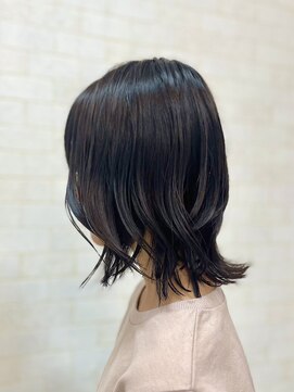 ルミエールイリゼ 城陽店(Lumiere Irisee) 外ハネミディアム