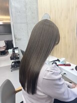 スト 静岡鷹匠(sto) 着物ヘア/ダークアッシュ/ミディアムレイヤーカット/静岡鷹匠