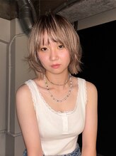 【抜け感レイヤー】軽やかに動くショートボブ