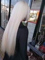 アース 会津若松店(HAIR&MAKE EARTH) ホワイトプラチナロングストレート