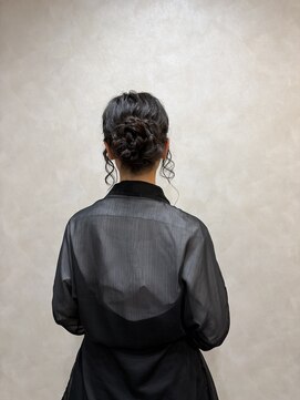 ラクス(Lacus) シニヨン