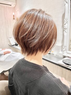 ゼロ(ZERO) 【愛されヘア】美シルエットショート