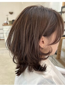 ヘアーリゼル(Hair Rizel) クビレ切りっぱなしボブ