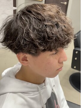 フイ 代々木(Hui) 波巻きパーマ