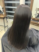 オリーブグレージュ