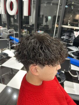 オーシャントーキョー(OCEAN TOKYO) メンズパーマツイスパ波巻きスパイラルマッシュセンターパート