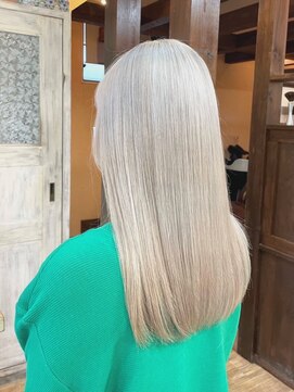 リングバイモアムー(Ring by Moremuu) 小山田 ホワイトベージュ