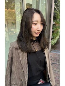 バーグ ドゥ(Bague deux) マットグレージュミディアム