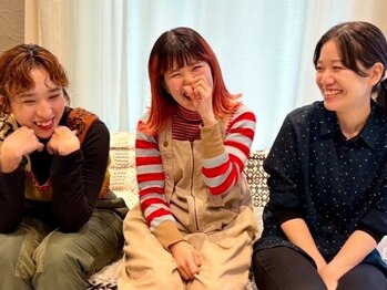 サロンアオ(salon ao)の写真/いつもの日常から少し離れ、くつろげる空間で「髪と心を整える」あなたに似合うヘアスタイルを。