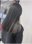 インナーカラーシルバー