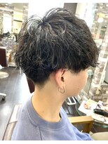 ヘアーメイクロージー 八軒店 (HAIR MAKE ROSY)&nbsp;ツイストスパイラルパーマツーブロックマッシュメッシュフェード