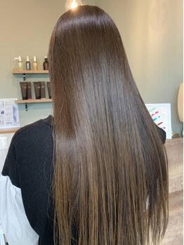 【久留米/津福駅徒歩2分】気になる髪のうねりや広がりを解消して、ナチュラルなストレートヘアに◇