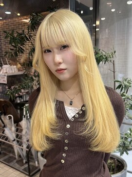 ヘアーアンドメイク ビス(HAIR&MAKE bis) 色落ちしない透明感ブロンドヘア♪【唐木彩華】