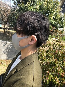 モア(more) メンズカットパーマ