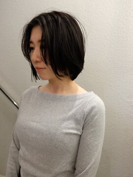 大人ミニボブ × 暗髪カラー × 透明感カラー