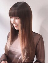 カルフール ロハス 草加東口店(Carrefour LOHAS) 重めバング・ライトブラウン・自然光・ナチュラルカラー・上品