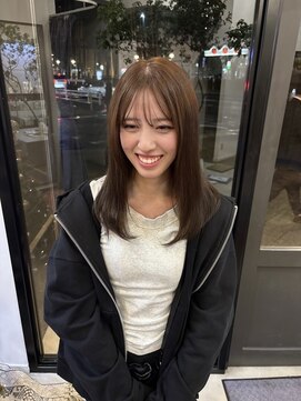 ヘアーアイスカルテット(HAIR ICI QUARTET) 20代30代透明感ロング◎ブリーチなしショコラベージュ