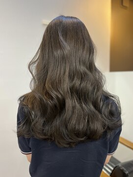ヌープヘアーアイス(NUUP.hair ici) ブリーチなしでも透明感◎艶髪レイヤーカット