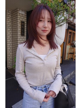 ネルケ 立川(nelke) レッドバイオレットくびれレイヤー顔まわり小顔カット立川