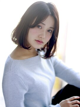 クィーンズガーデンバイケーツーギンザ(QUEEN’S GARDEN by K two GINZA) [K-two銀座]伸ばし中の前髪でも可愛いラフなワンカールボブディ