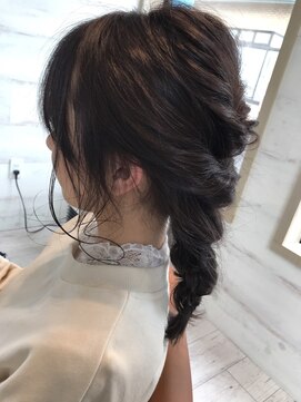 アロハララ(ALOHA LaLa) 〔ALOHALaLa〕ヘアセット×デザインカラー